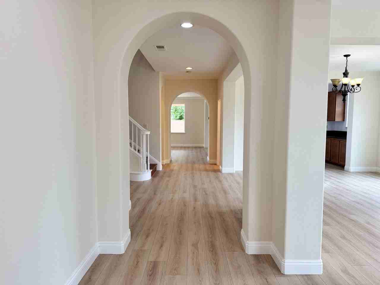 6855 Edinburgh Rd - Photo 5 of 50