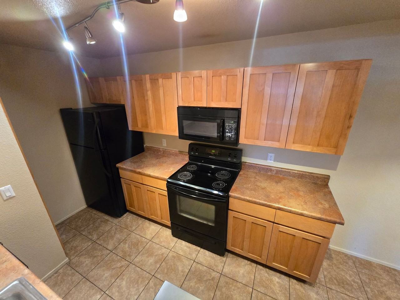 1385 W University Ave #4-125 - Photo 7 of 37