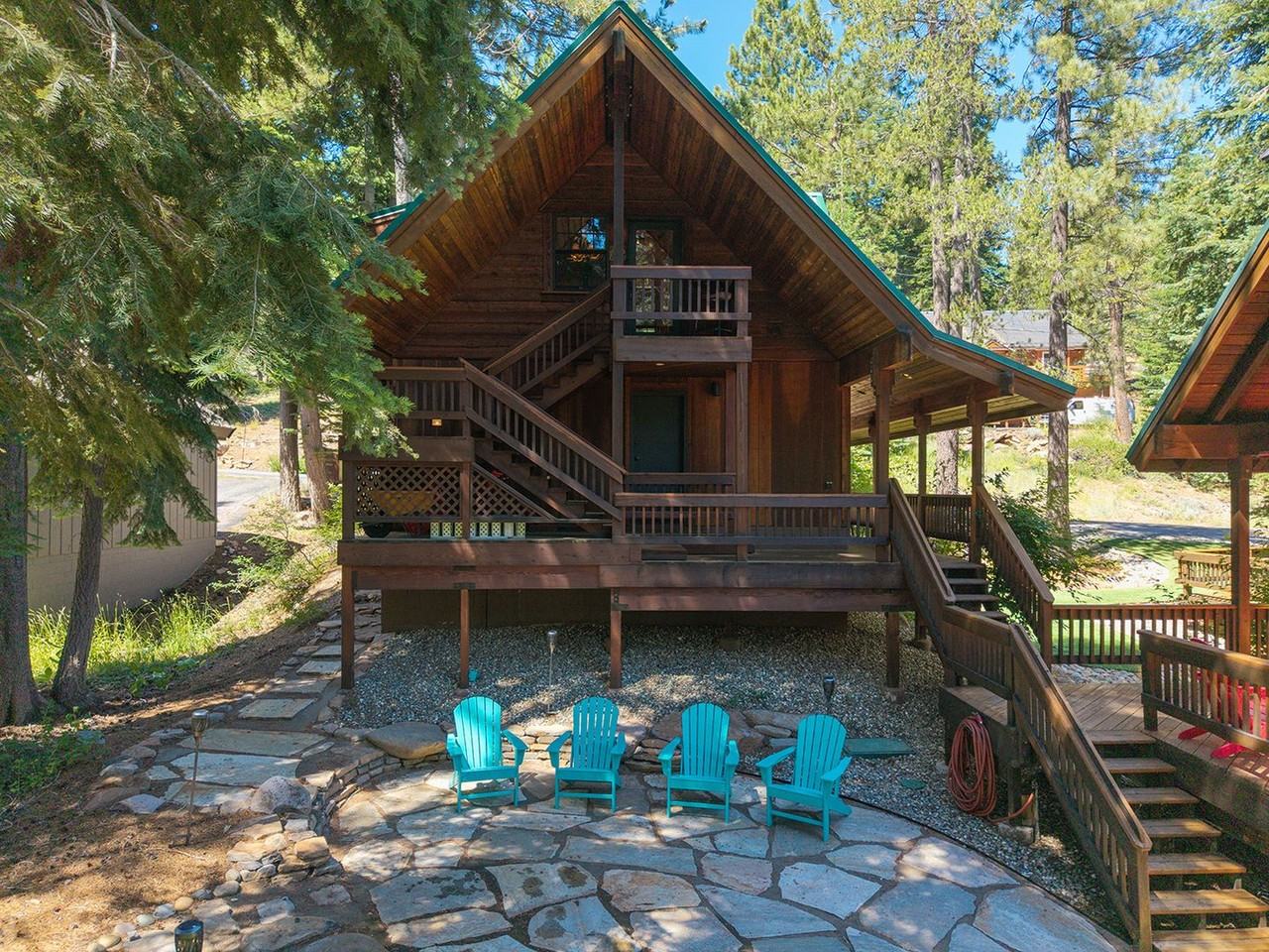 12573 Saint Moritz Ln - Photo 3 of 31