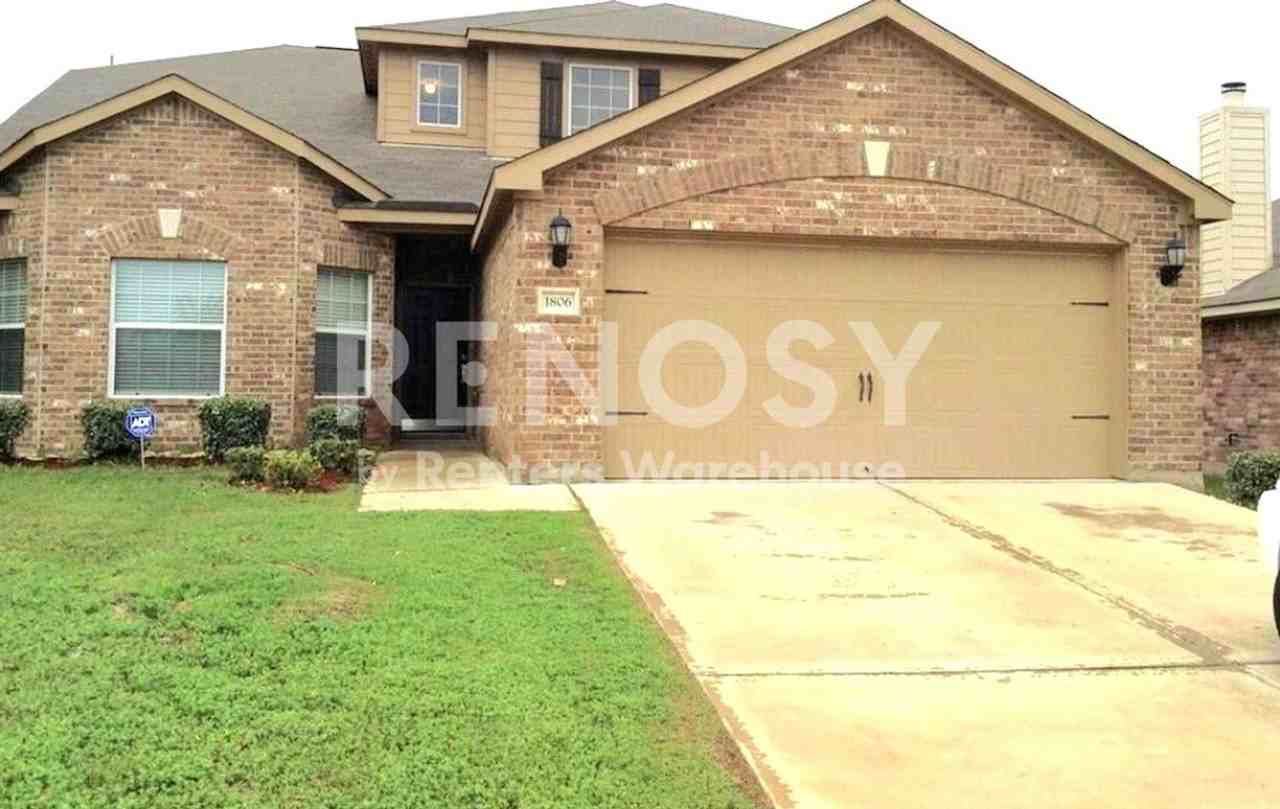 1806 Sable Wood Dr