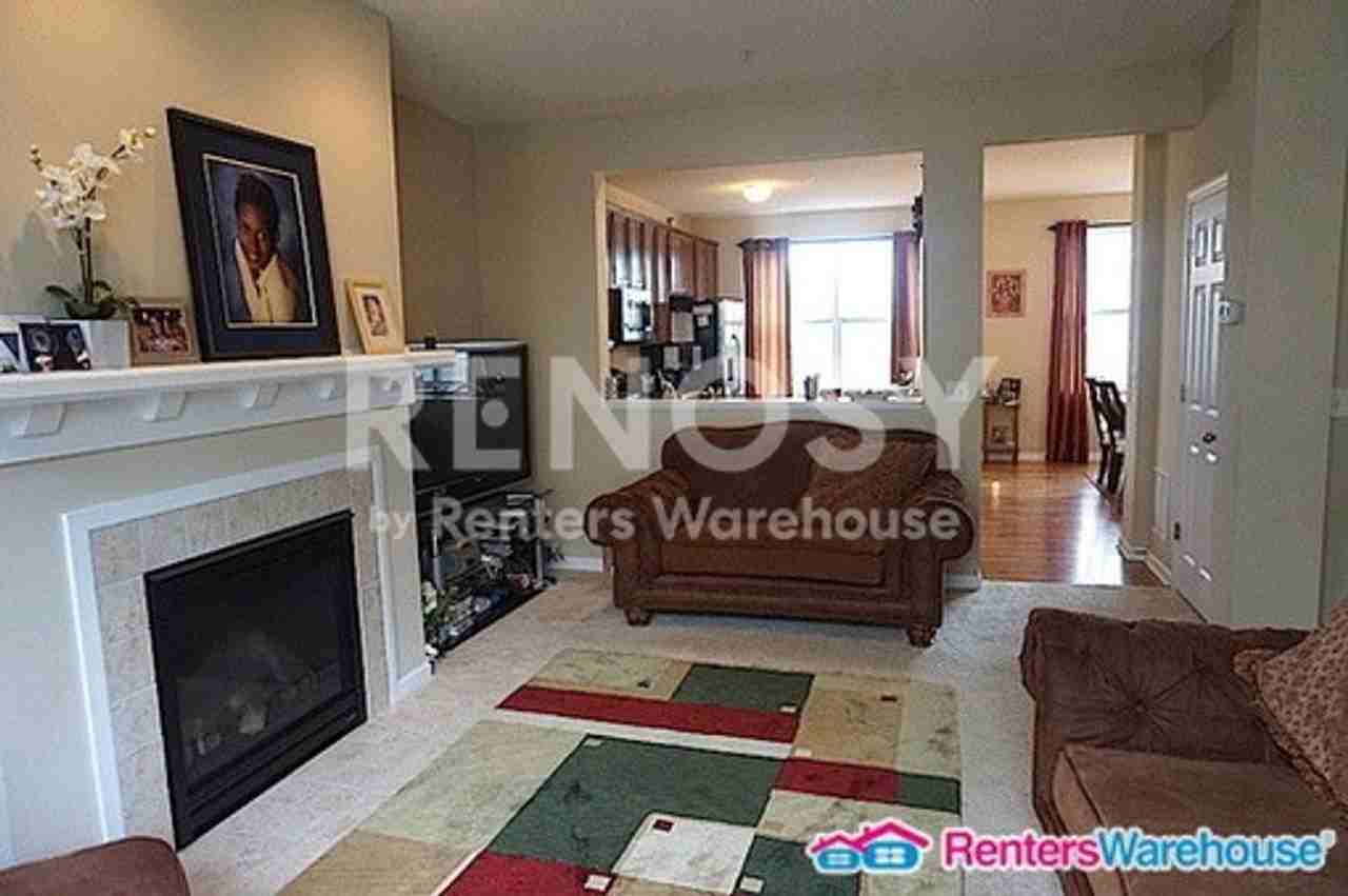 16981 72nd Ave N - Photo 6 of 14