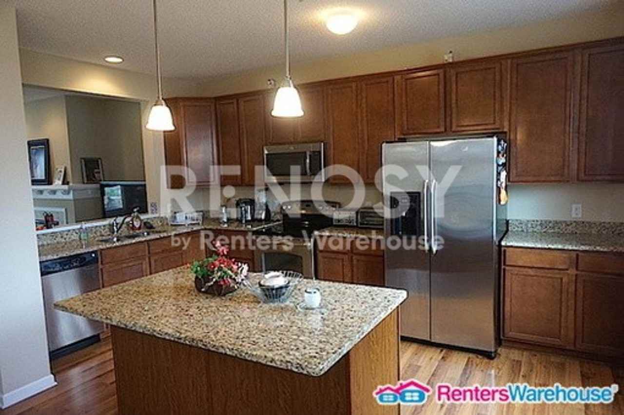 16981 72nd Ave N - Photo 3 of 14