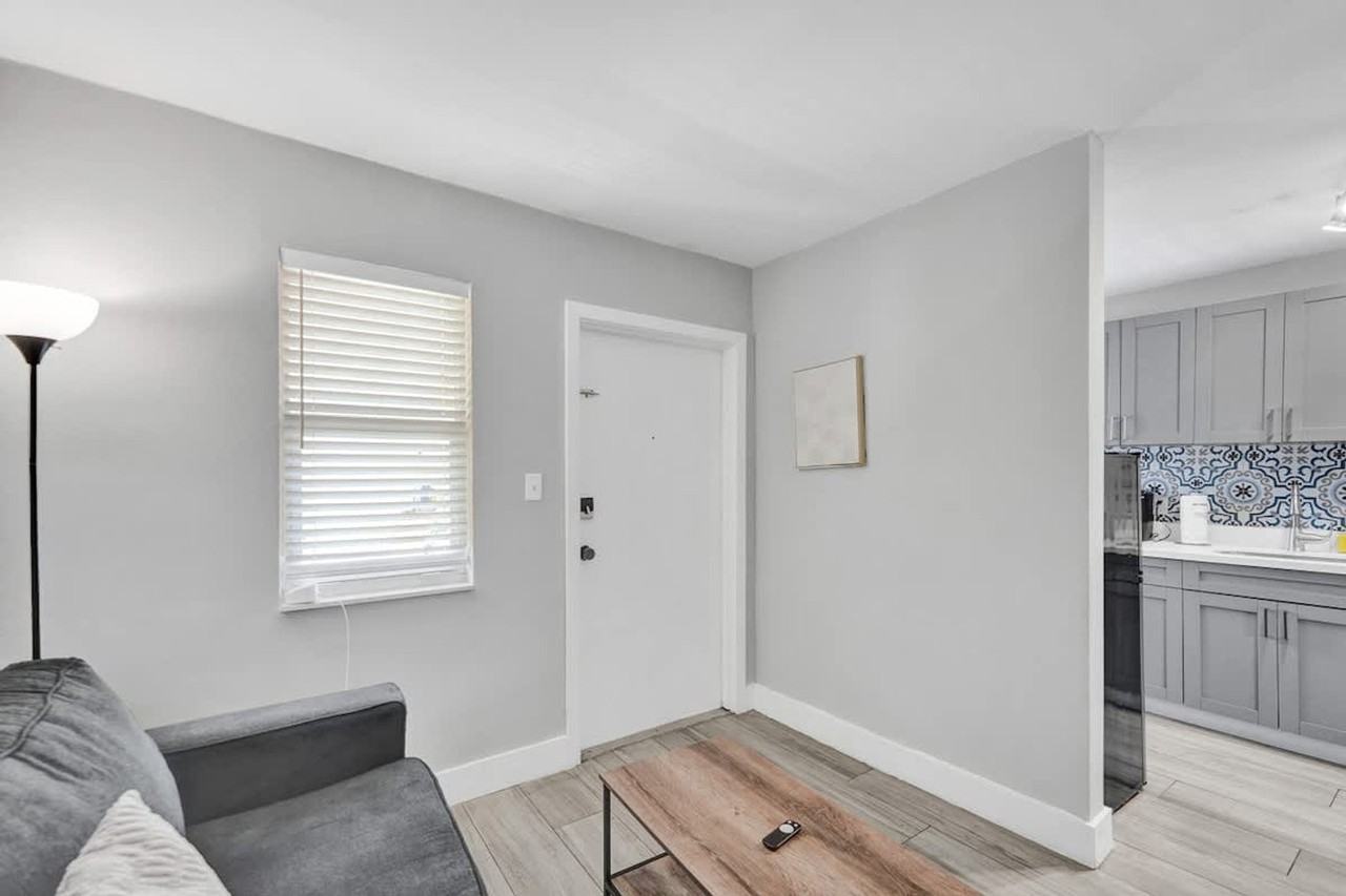50 Se 12th St #1503988P - Photo 5 of 25