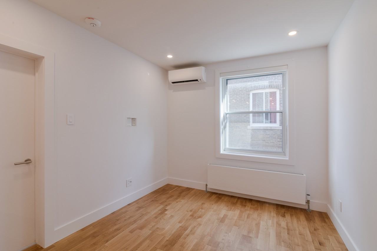 3495 Van Horne - Photo 3 of 50