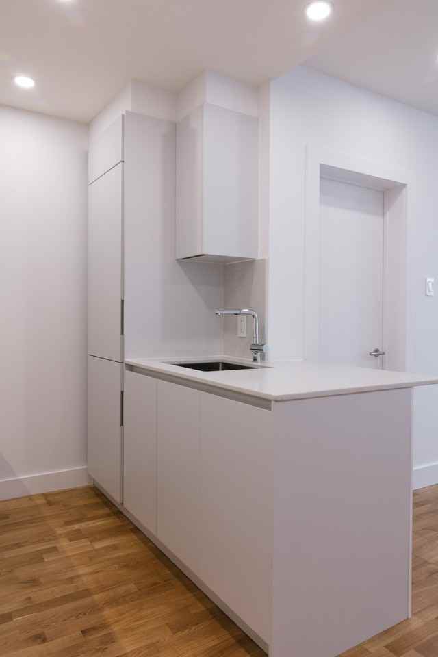 3495 Van Horne - Photo 5 of 50