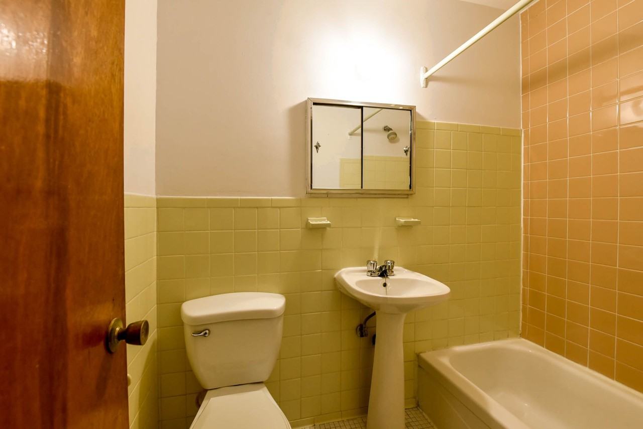 3495 Av Van Horne — photo 3