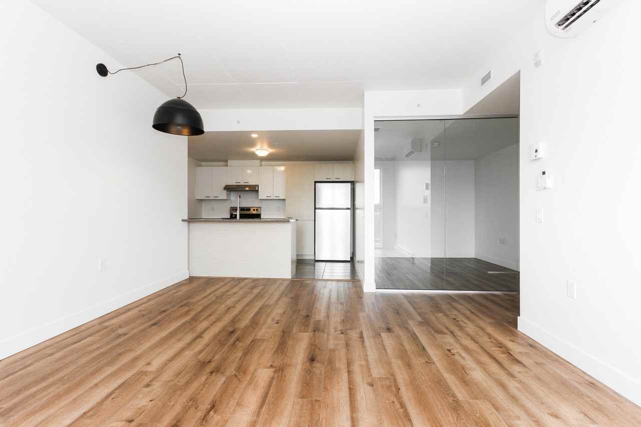 775 Place George Dor - Photo 3 of 50