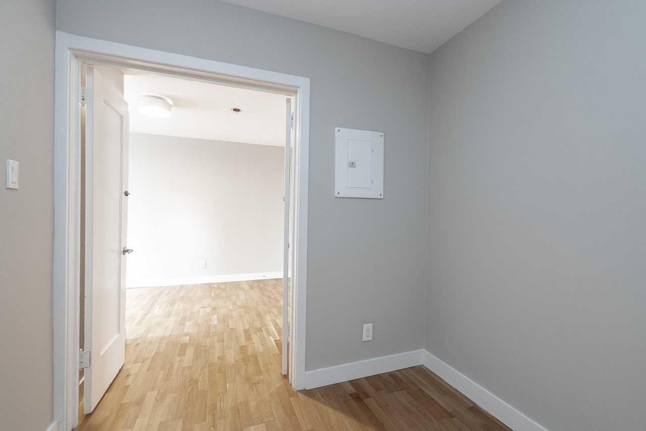 50 Gloucester Street - Photo 7 of 12