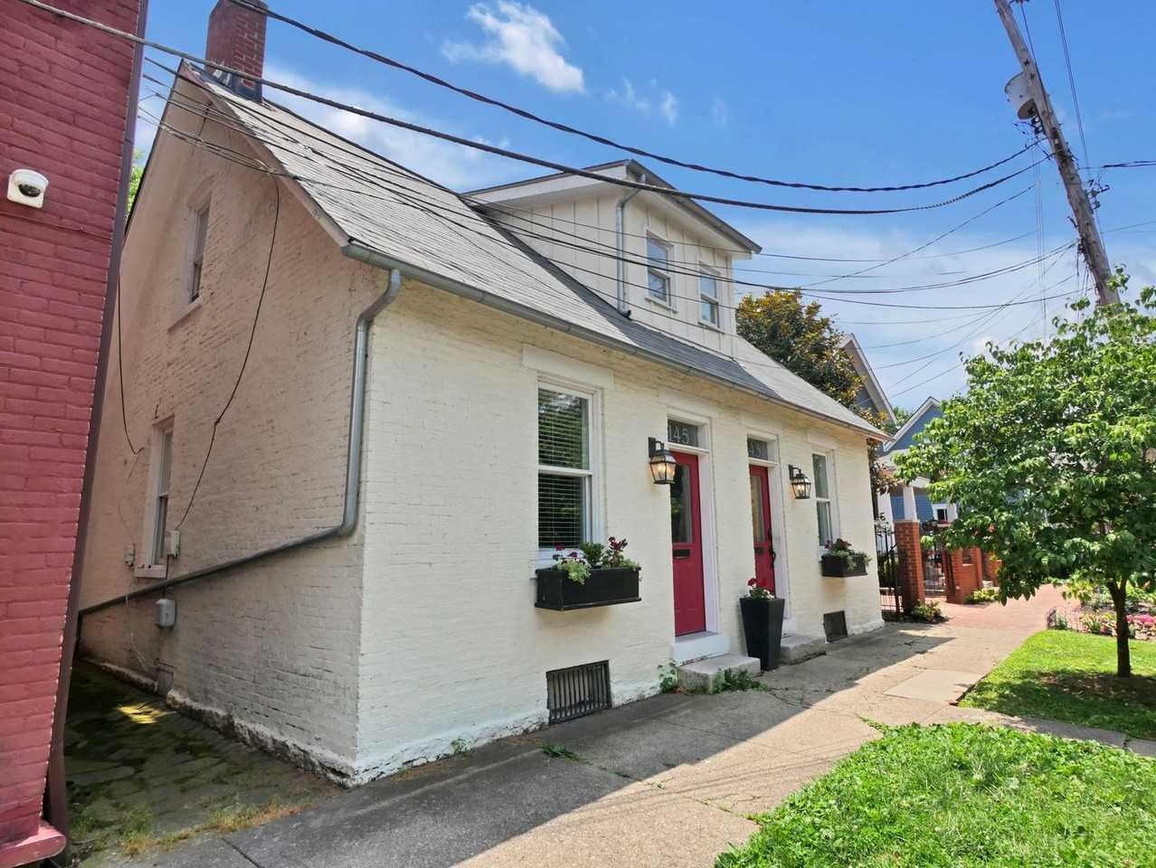 145 E Kossuth St #145 - Photo 4 of 18