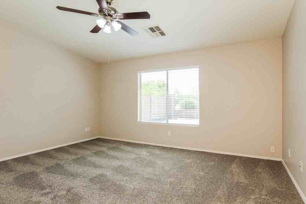 2431 W Gaby Rd - Photo 7 of 16