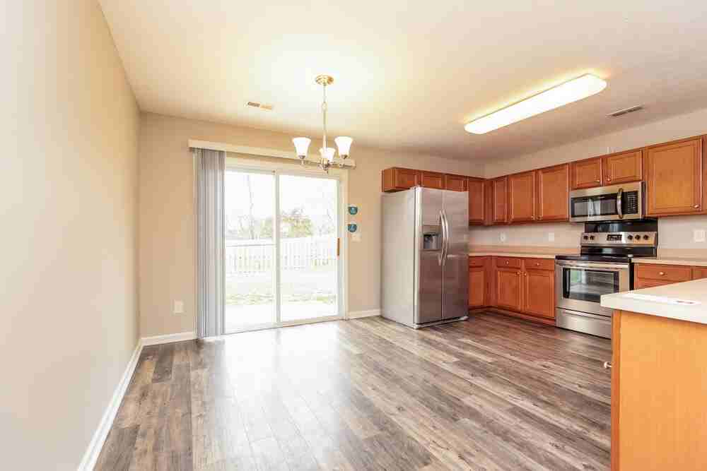 924 Grand Oak Dr - Photo 7 of 20