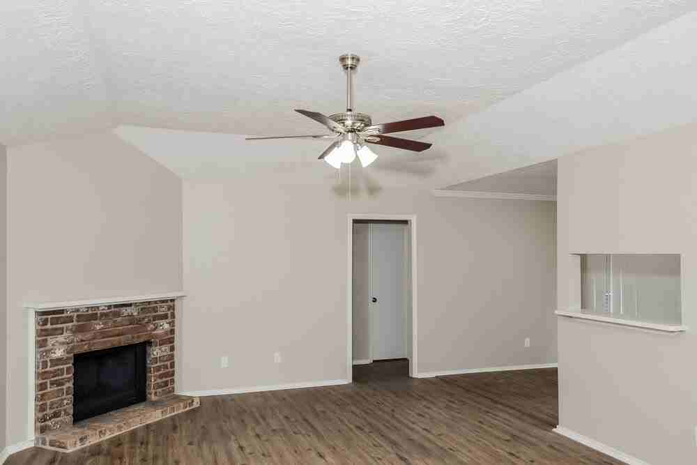6926 Bullinger Dr - Photo 3 of 16