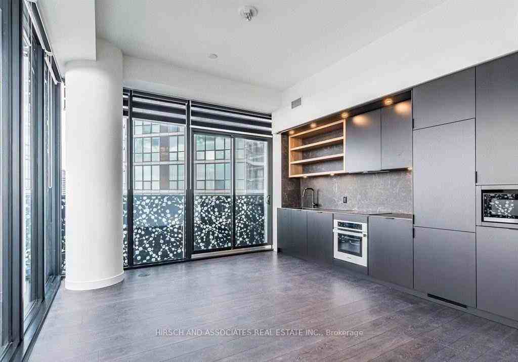 55 Charles Street East - Photo 9