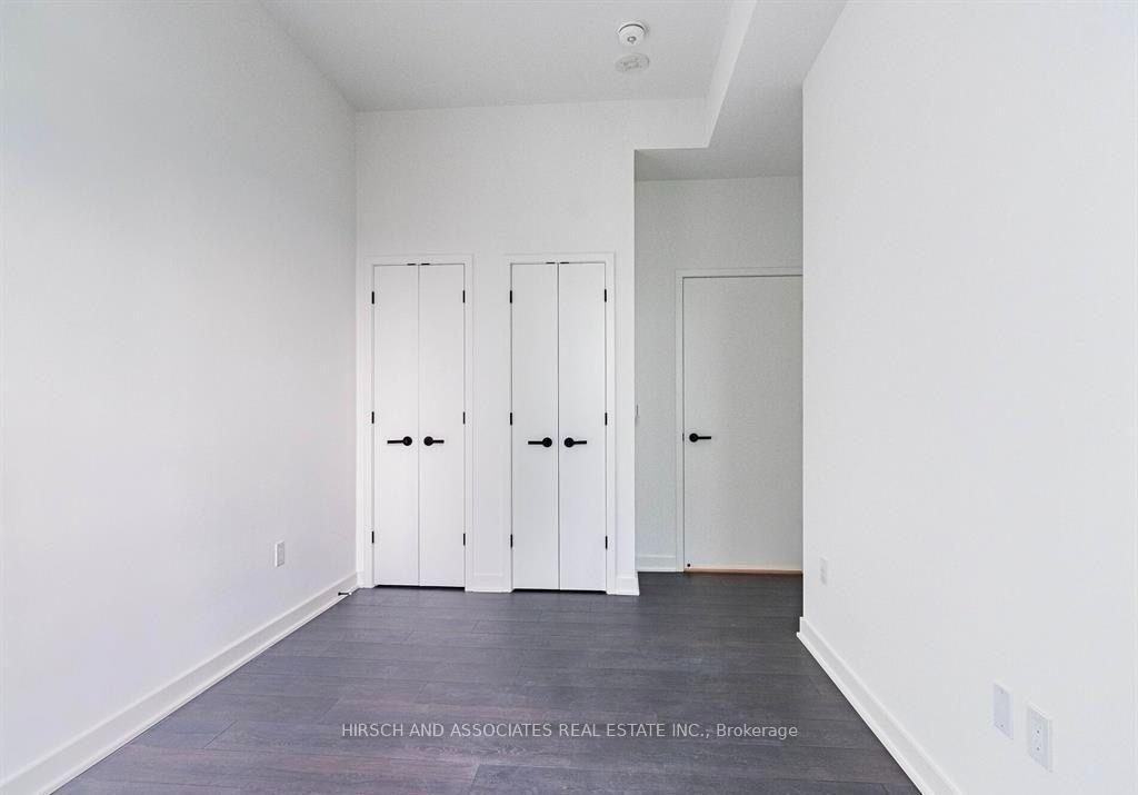 55 Charles Street East - Photo 11