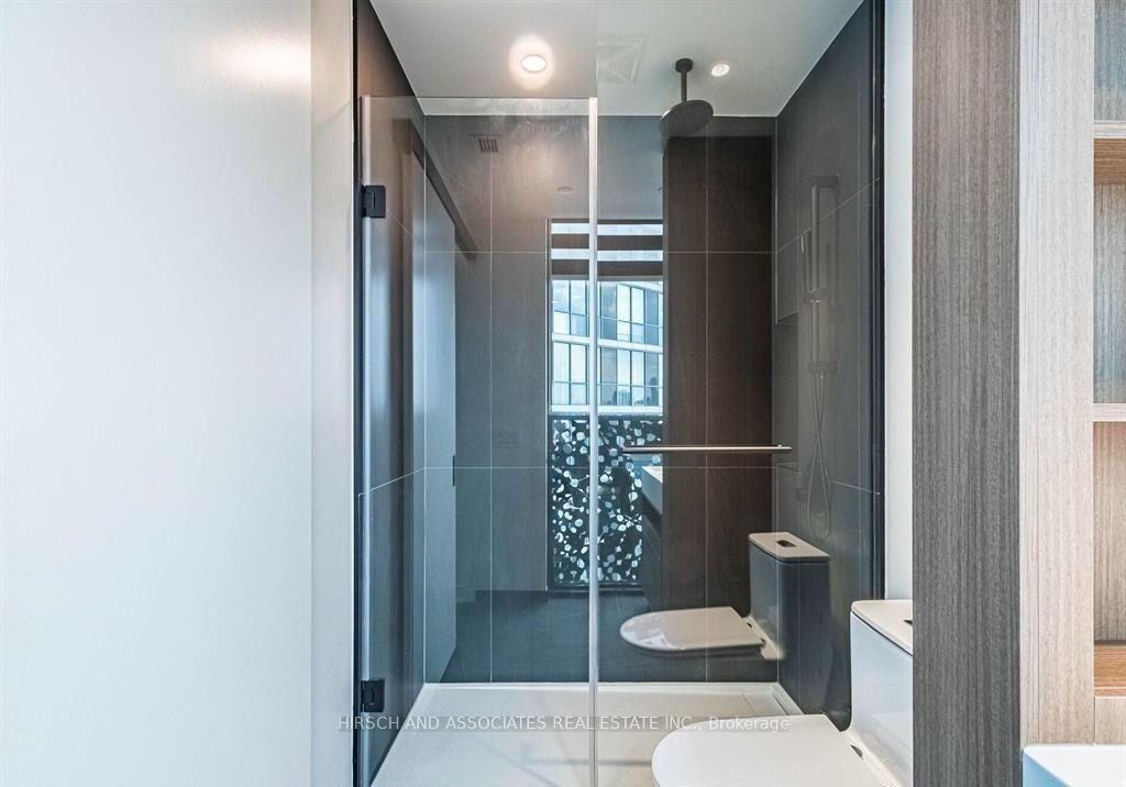 55 Charles Street East - Photo 16