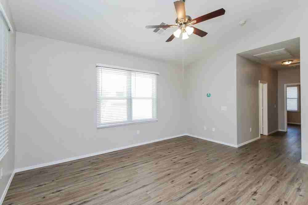 4318 E Jasper Dr - Photo 7 of 17
