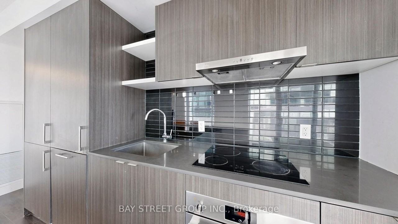 100 Harbour Street - Photo 7