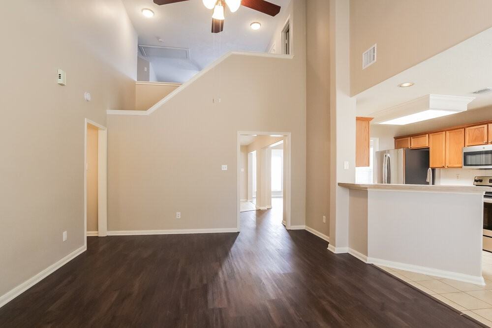 3230 Candlepine Dr - Photo 5 of 17