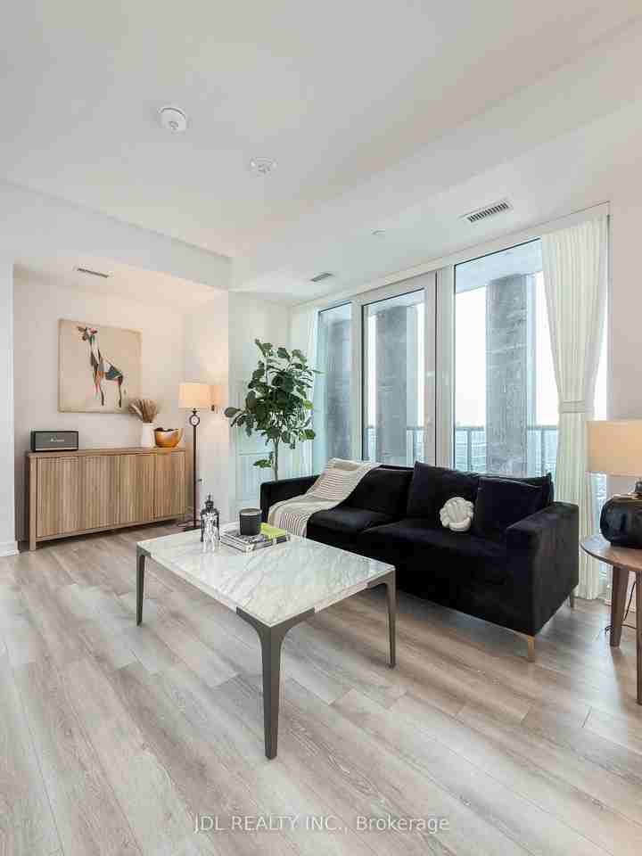 238 Simcoe Street - Photo 20