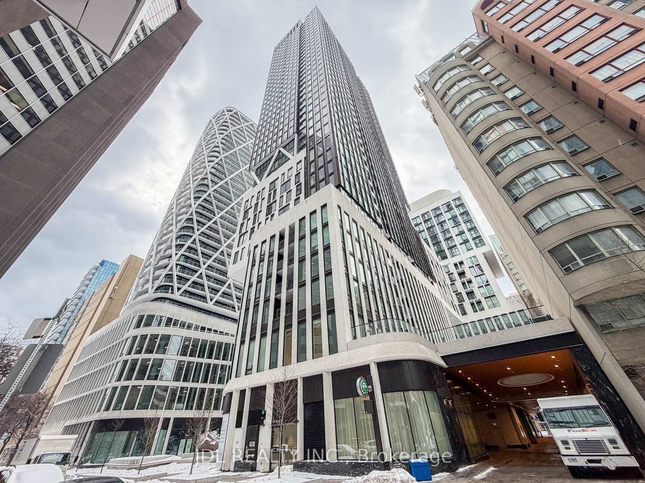 238 Simcoe Street - Photo 22