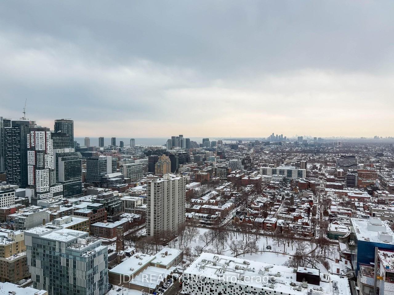 238 Simcoe Street - Photo 23