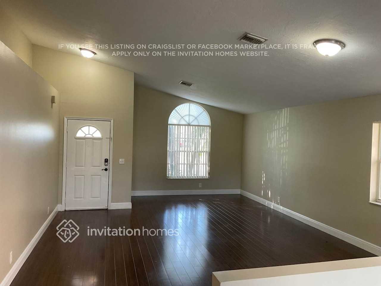 4872 Nw 103rd Dr - Photo 2 of 16