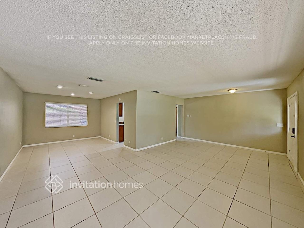 12725 Newton Pl - Photo 3 of 14