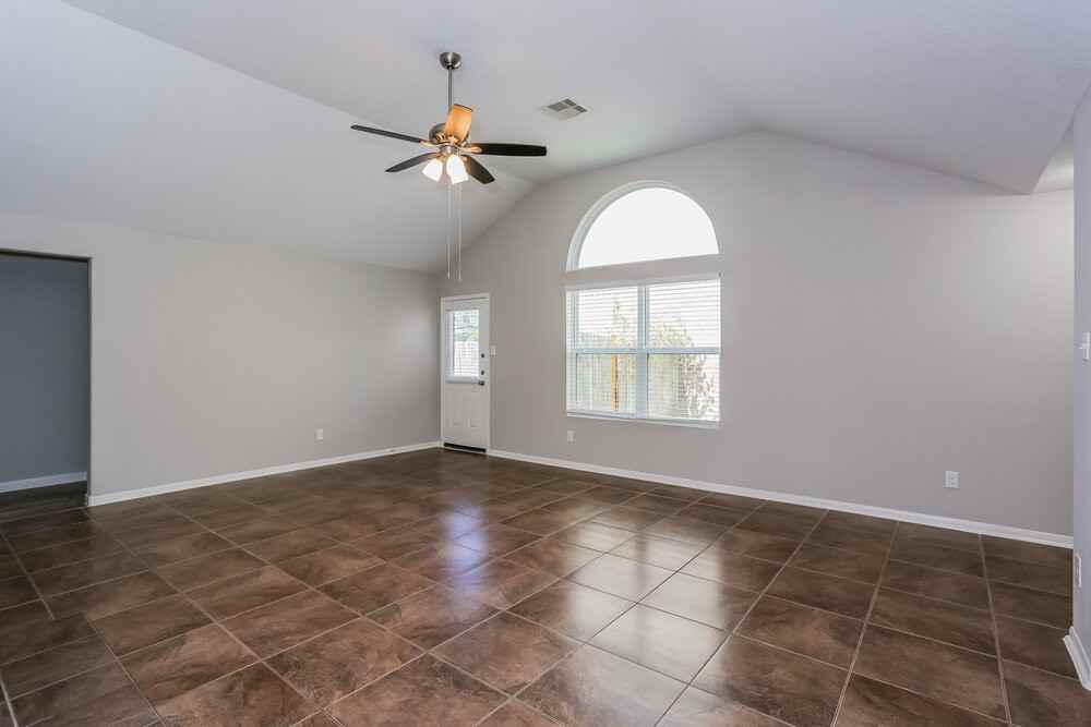5202 El Tigre Ln - Photo 3 of 16