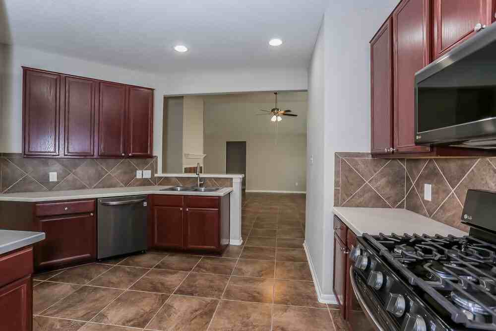 5202 El Tigre Ln - Photo 7 of 16