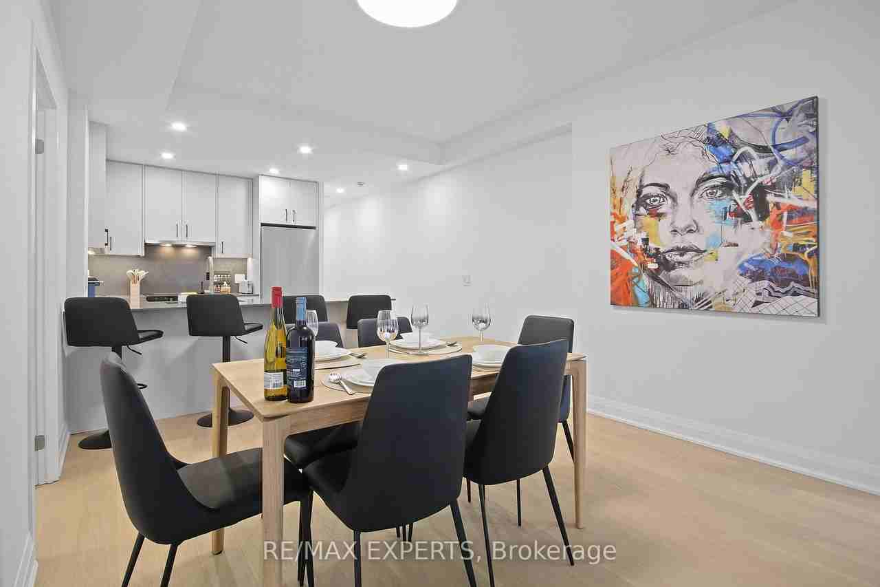 208 Queens Quay West - Photo 11