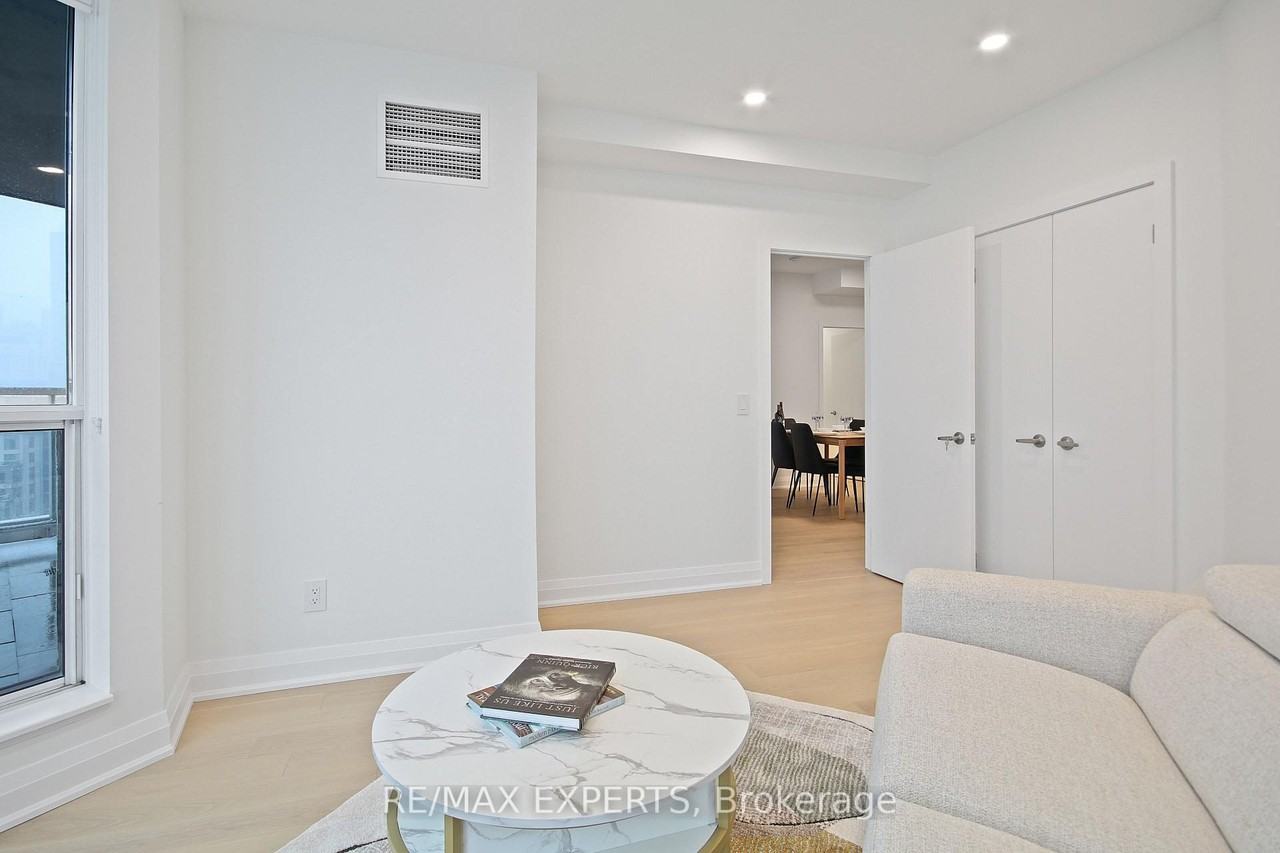 208 Queens Quay West - Photo 21