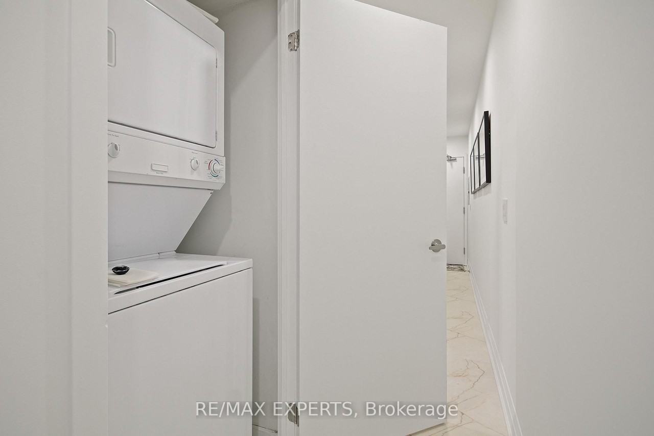 208 Queens Quay West - Photo 26