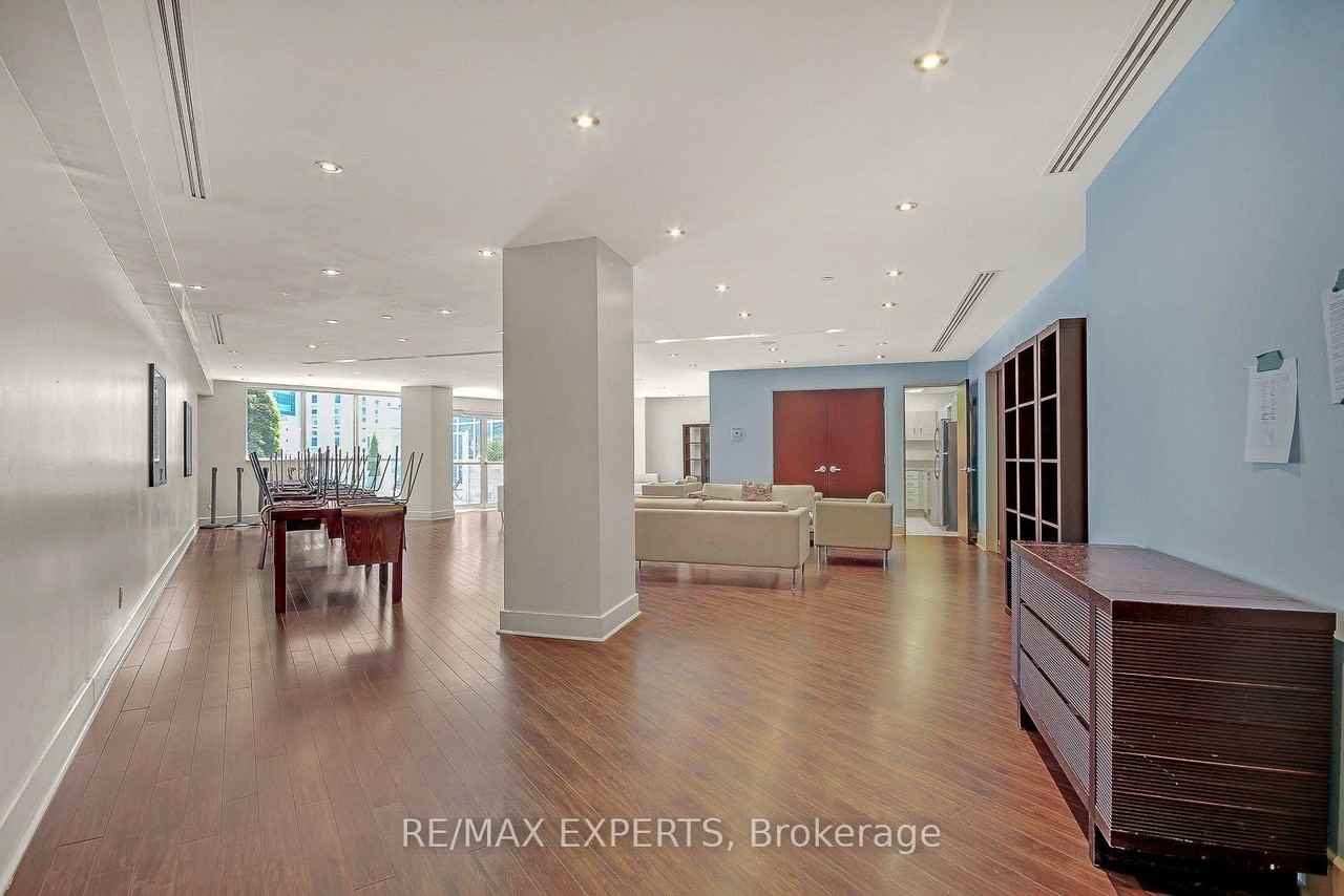 208 Queens Quay West - Photo 38