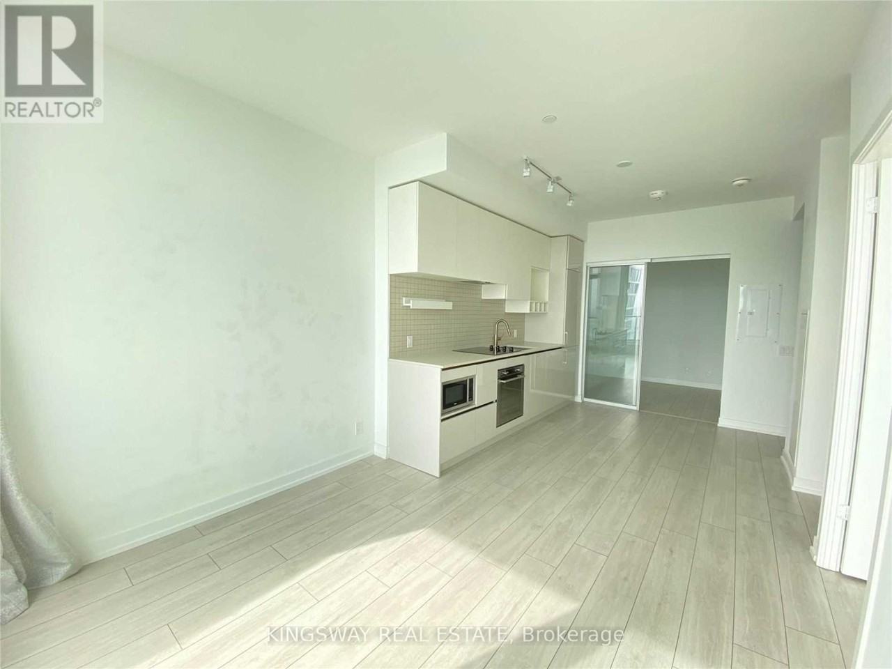 898 Portage Parkway - Photo 5