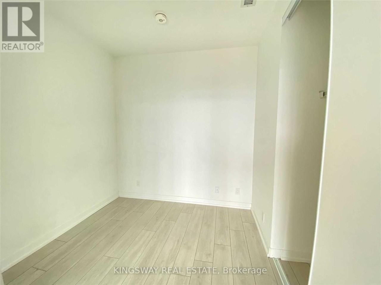 898 Portage Parkway - Photo 6