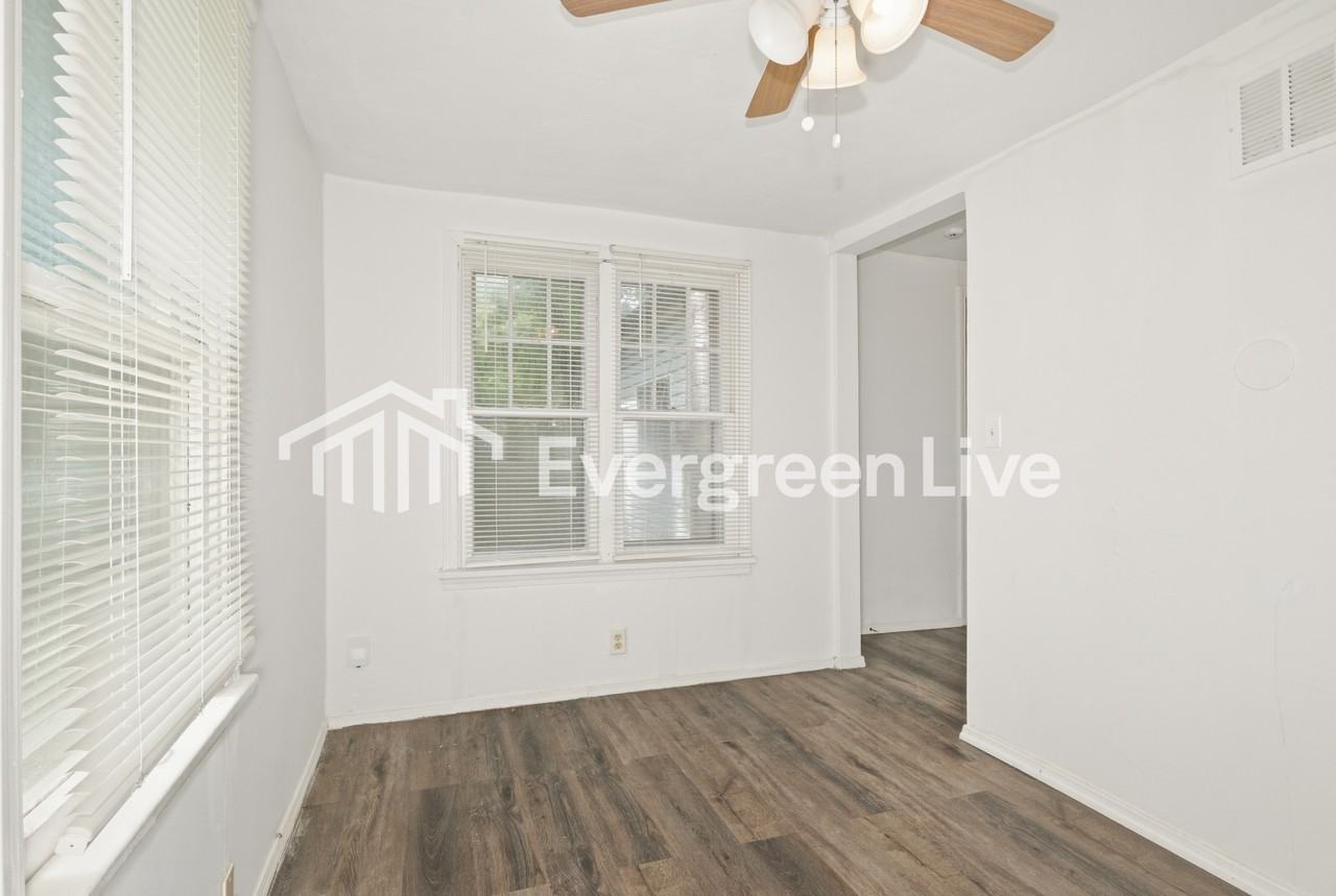 9064 Patrick Dr - Photo 6 of 15