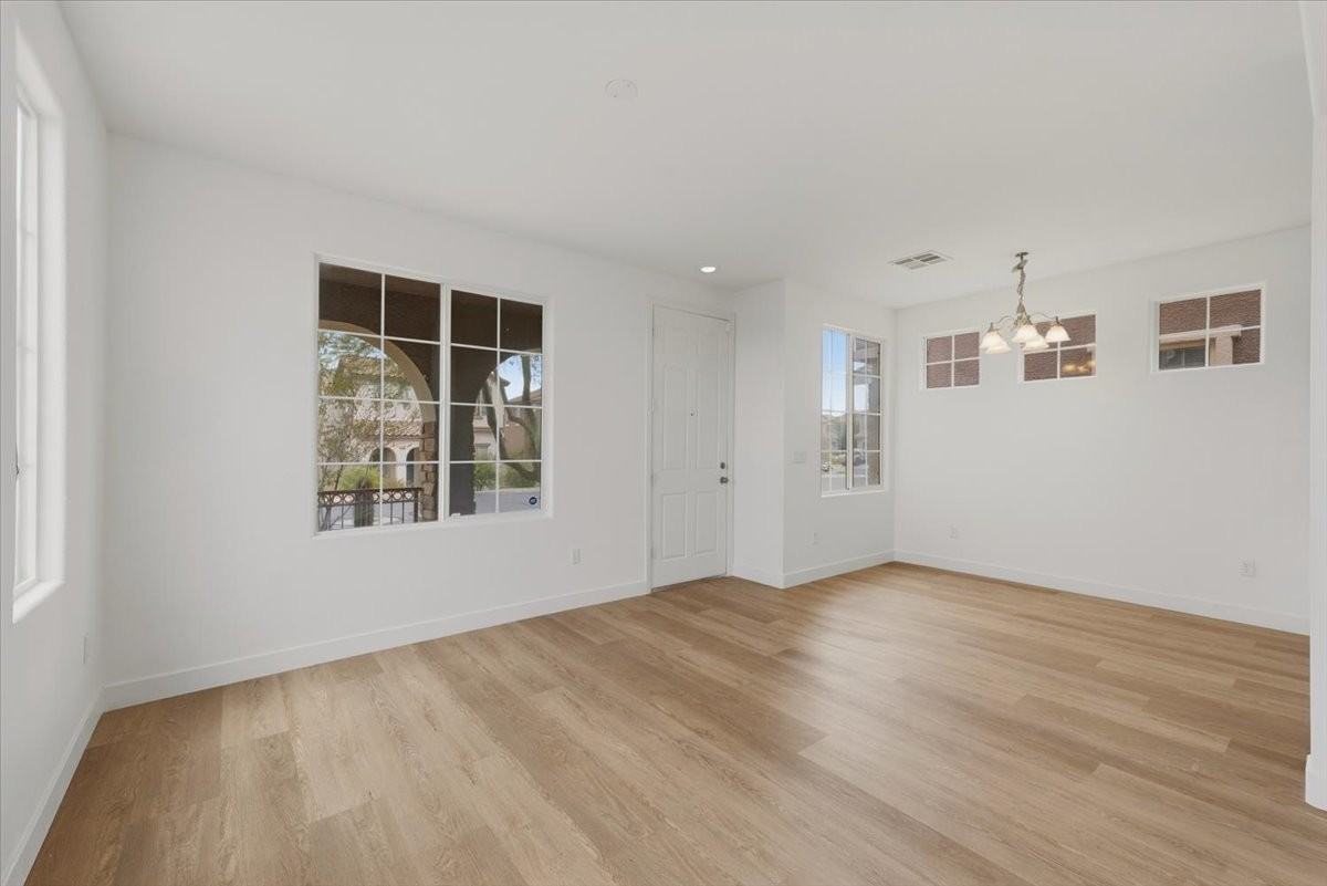 8604 Splendid Leaf Ct #1 - Photo 5 of 23