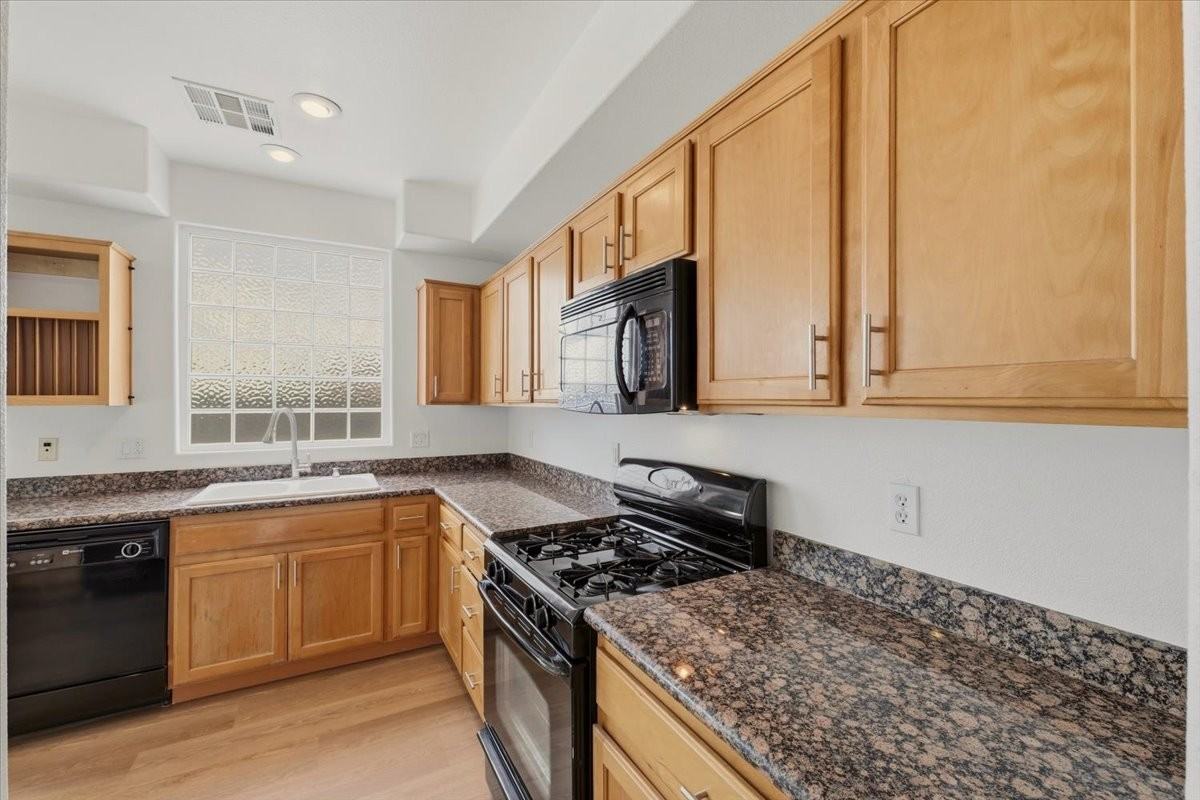 8604 Splendid Leaf Ct #1 - Photo 7 of 23