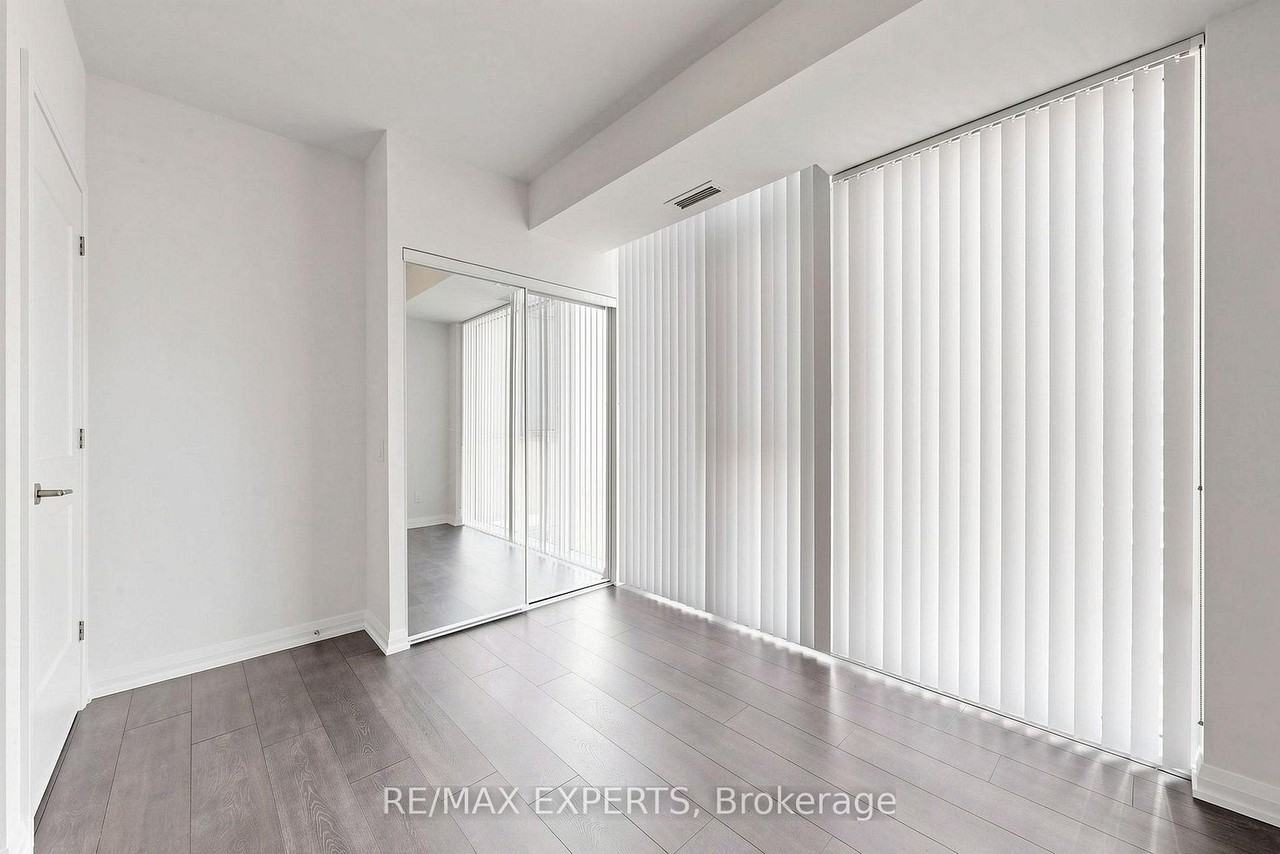 7895 Jane Street - Photo 14