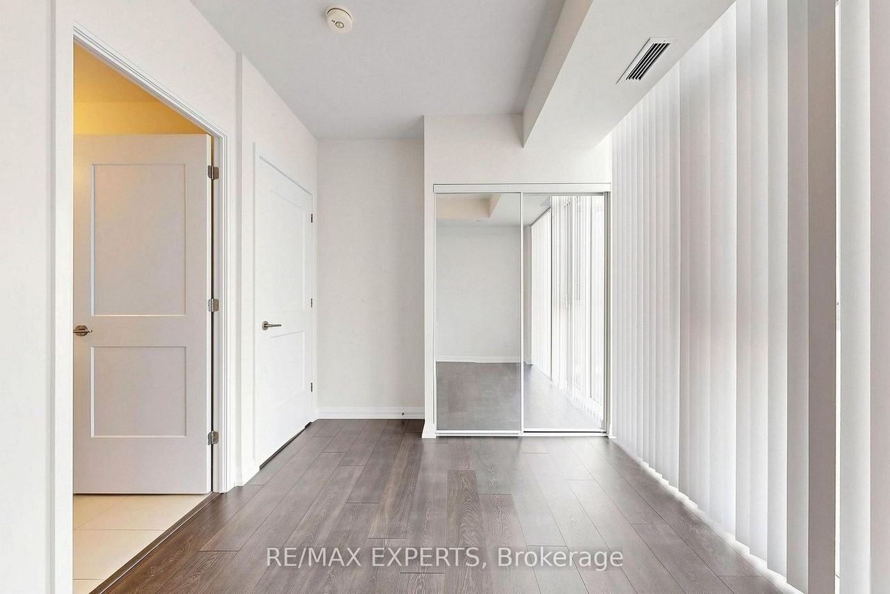 7895 Jane Street - Photo 9