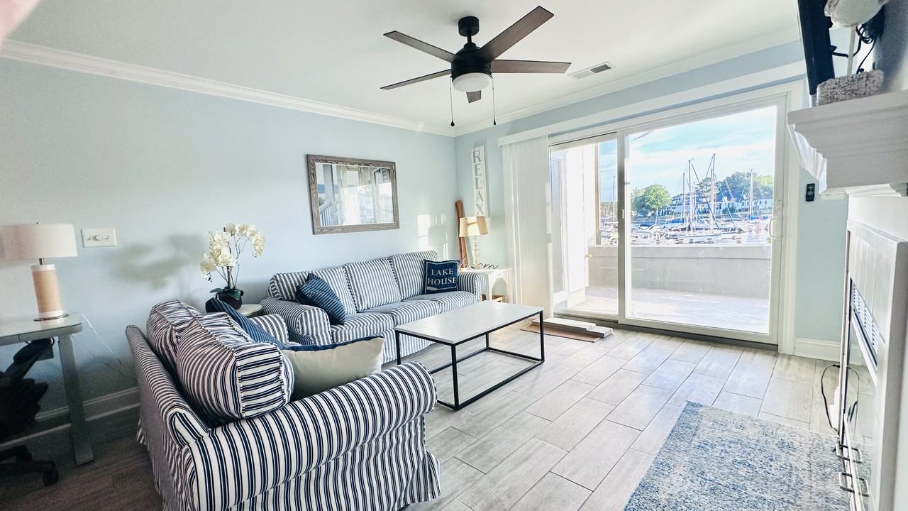 Vineyard Point Ln #18713 - Photo 5 of 24