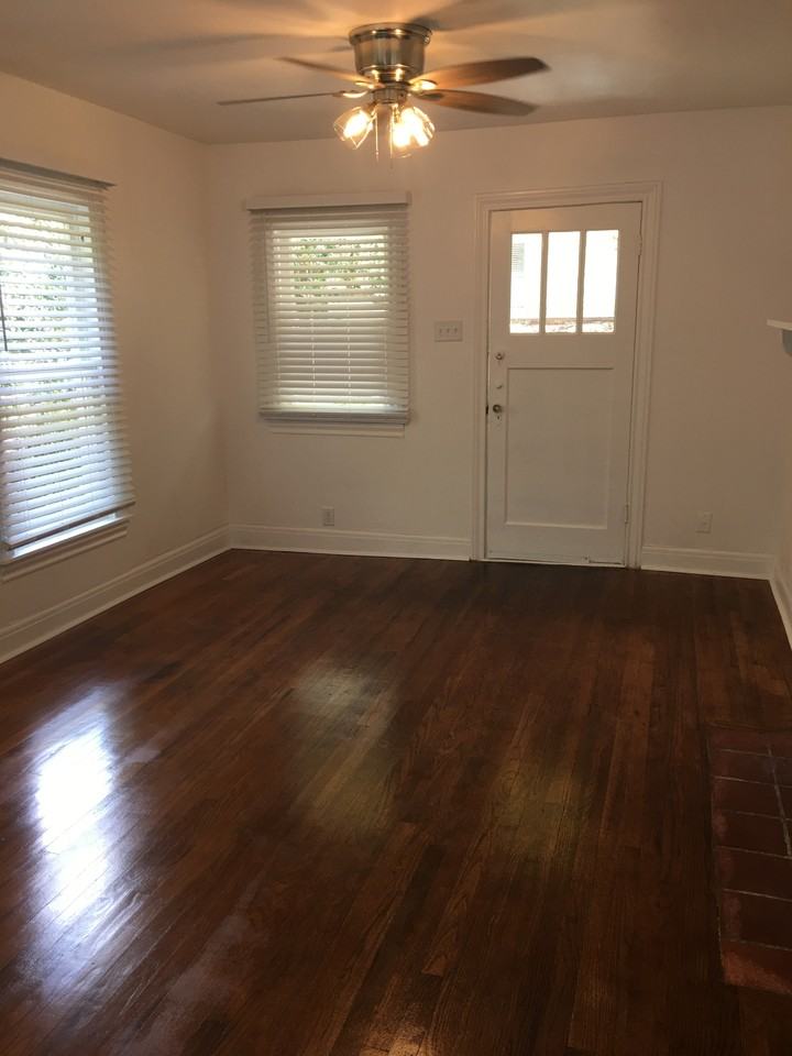 446 Cole St - Photo 6 of 16