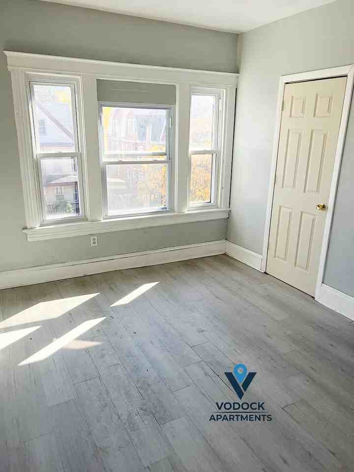 69 Cabot Street #3 - Photo 6 of 12