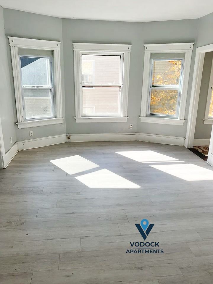 69 Cabot Street #3 - Photo 2 of 12