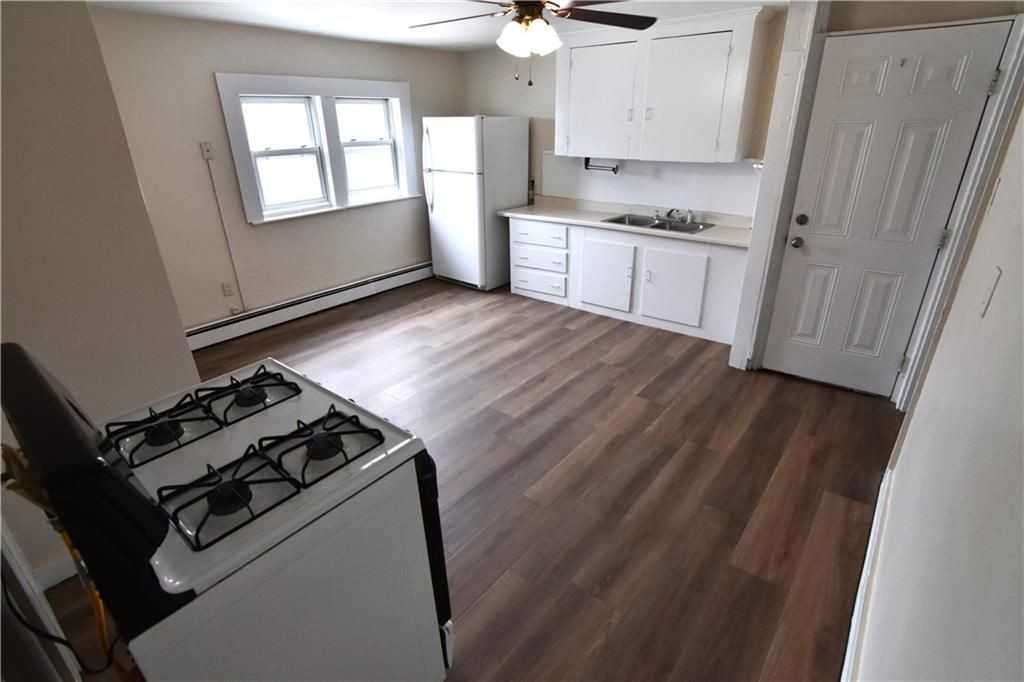 76 Cottage St ##2 - Photo 3 of 11