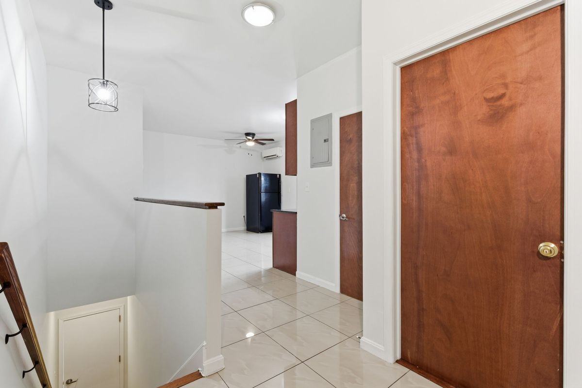 1926 S 7th St ##3 - Photo 2 of 16