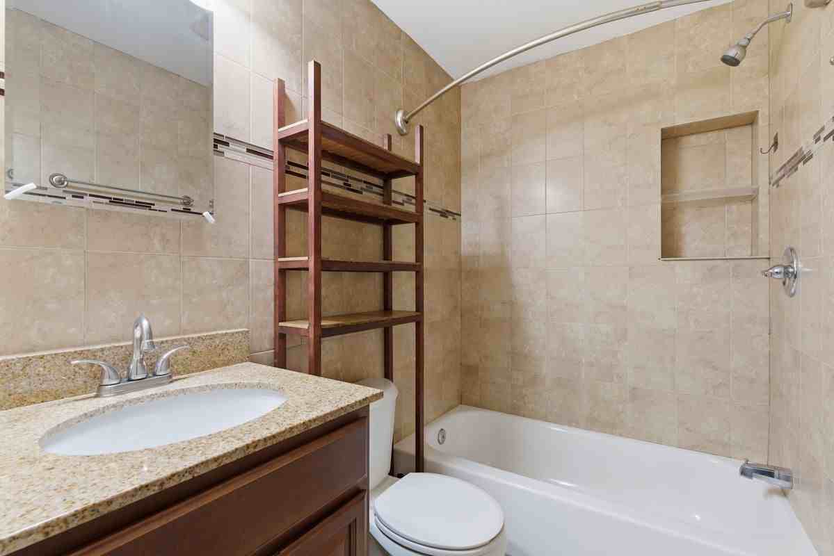 1926 S 7th St ##3 - Photo 6 of 16