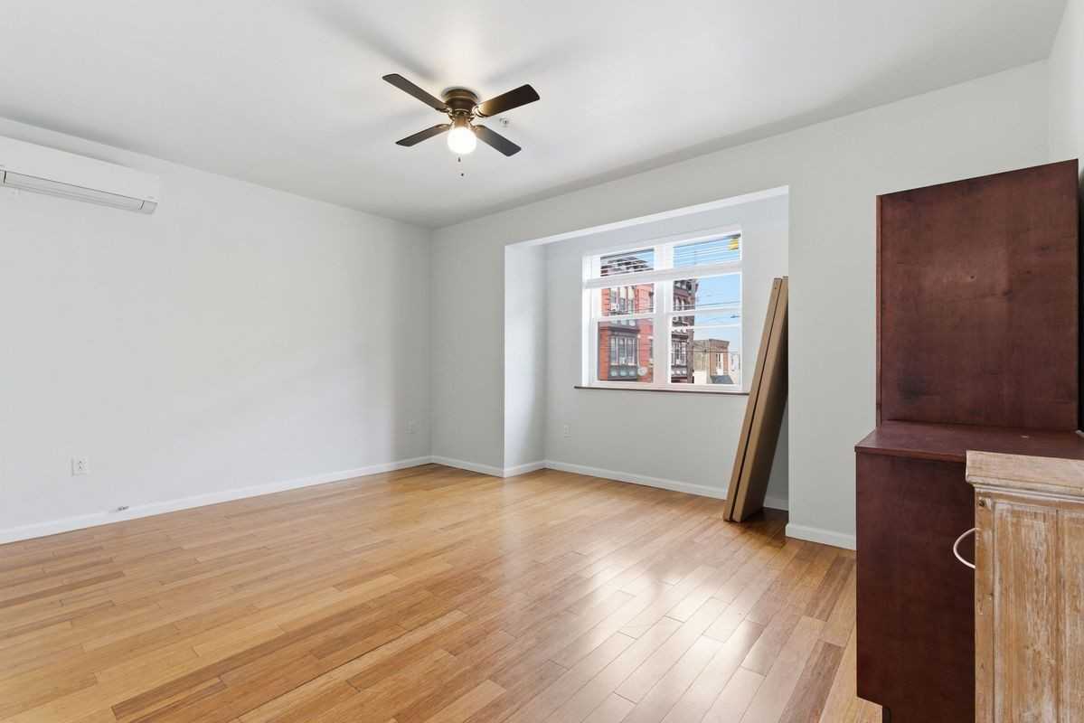 1926 S 7th St ##2 - Photo 5 of 17