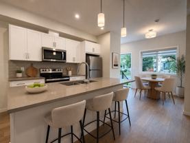 815 17 Ave Nw - Photo 1 of 1