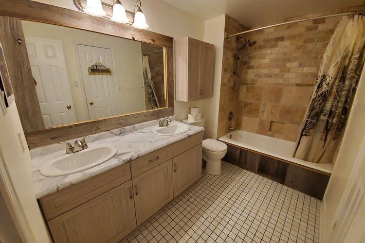 160 Bruyère St - Photo 4 of 15
